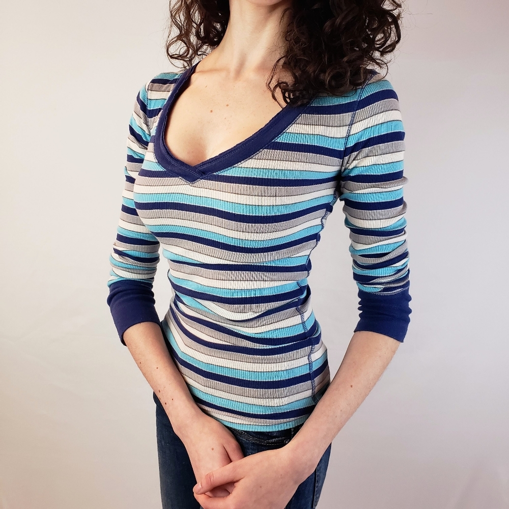 Y2K Aeropostale Original Stripey Blue White V-neck XS